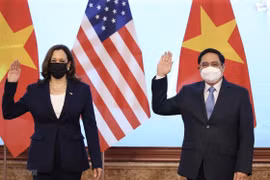 越南政府总理范明政会见美国副总统哈里斯