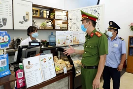 新冠肺炎疫情：河内市统筹抓好疫情防控 全力以赴打赢疫情防控阻击战