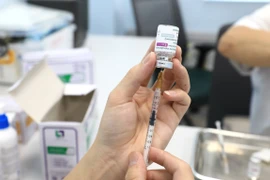 范明政总理：加紧争取尽快采购新冠疫苗