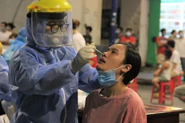 7月7日中午越南报告新增400例确诊病例和死亡病例5例