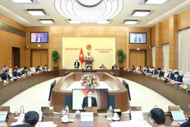 国会常委会第六次会议：尽早颁布关于允许实施新冠肺炎疫情防控机制的决议