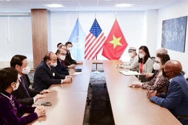 越南国家主席阮春福会见美国友人