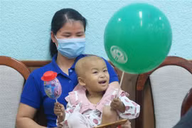 越南首例儿童自体造血干细胞移植获得成功
