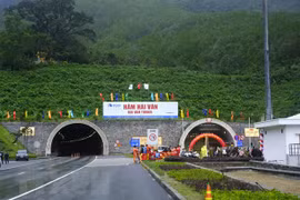 令人瞩目的海云2号公路隧道投入运营
