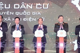 阮春福总理：须加速推动国家治理和居民管理数字化转型