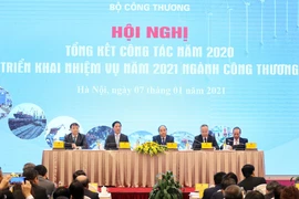 政府总理阮春福：在生产经营活动中创造更好的环境