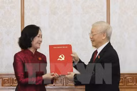 张氏梅同志任越共中央组织部部长 裴氏明怀同志任中央民运部部长