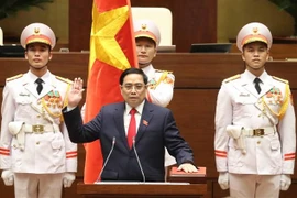 第十五届国会第一次会议：范明政同志继续被推选为政府总理