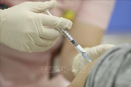行内专家：新冠疫苗引发的血栓问题可立即处理