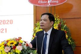 农业与农村发展部部长阮春强：尽快制定天然林区划培育与保护提案