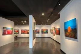 “秋飞”画展：放缓秋天脚步 保留秋天情绪的画展