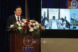 郑廷勇副总理：越南电力集团为经济社会发展提供坚实电力支撑