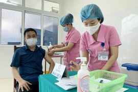 民众期待早日接种新冠疫苗