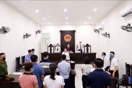 河内市人民法院对非法组织他人偷渡韩国案的8名被告人作出判决