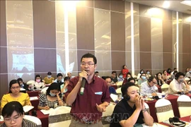 同奈省与韩国企业就展开落实社会保险、医疗保险政策举行对话会