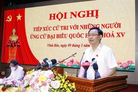 王廷惠在海防市开展选民接待活动