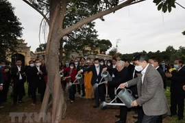 河内市启动2021辛丑年春季植树节活动