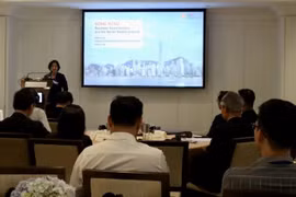 越南企业与中国香港企业加强经营投资合作