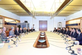 越南政府总理范明政与澳大利亚总理安东尼·阿尔巴内塞举行会谈