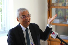 柬埔寨举行集会 庆祝1月7日胜利日45周年