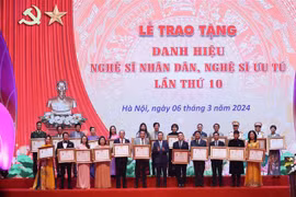 国家主席武文赏：人民艺术家和优秀艺术家是国家的宝贵财富