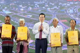 越南国家主席武文赏出席2024年“边防之春，温暖村民心”活动