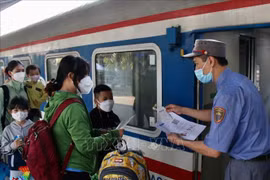 春运期间增开多趟列车 满足各地区群众出行