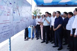 国会主席王廷惠到巴地头顿省调研