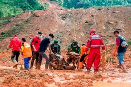 印尼南苏拉威西省发生山体滑坡 造成至少4人死亡