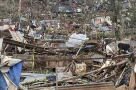 “奇多”台风对法国印度洋海外领地马约特群岛造成严重人员伤亡和财产损失。图自越通社