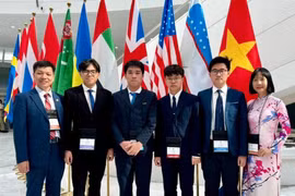 越南队参加2024第35届国际生物奥林匹克竞赛并夺得3枚金牌。图自越南教育培训部