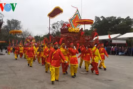 昆山—劫泊春节庙会​的迎轿仪式