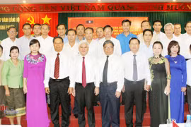 各位代表合影。