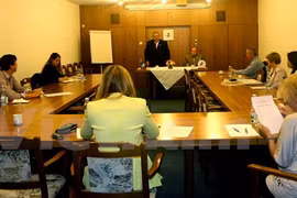 新闻发布会场景（图片来源：越通社） 