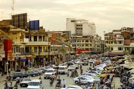 柬埔寨一条公路（图片来源：nationalgeographic.com）