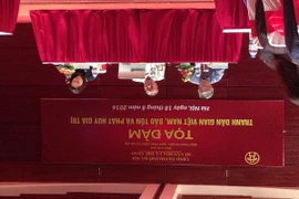 座谈会场景（图片来源：http://nguoiviet.net.vn/）
