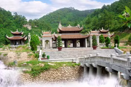 越南民族传统文化与信仰的保存地——昆山-劫泊