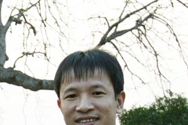 越南河内建设大学教师黄促浩建筑师。