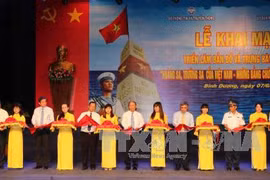 “黄沙和长沙归属越南——历史证据和法律依据”地图资料展（图片来源：越通社） 
