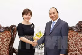 5月25日，越南政府总理阮春福在政府总部会见意大利驻越大使西西里亚•皮乔尼。