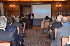 ​座谈会场景（图片来源：越通社）