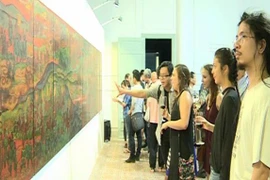 越南历史草图展（图片来源：htv.com.vn）