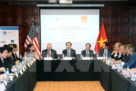 越南国家主席陈大光出席美国-亚太经合组织工商联盟座谈会（图片来源：越通社）