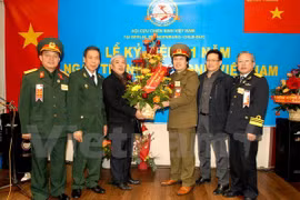 越南人民军建军71周年纪念典礼在德国举行。