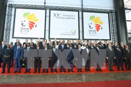 2014年举行的法语国家组织部长级会议与会代表合影留念 （图片来源：越通社）