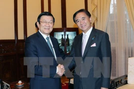 越南国家主席张晋创会见日本神奈川县知事黑岩佑治（图片来源：越通社）