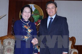 越南国家副主席阮氏缘会见老挝国会副主席赛宋蓬·丰威汉（图片来源：越通社）