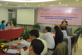越南劳动总联合会副主席陈文李在会上发表讲话（图片来源：laodong.com.vn）
