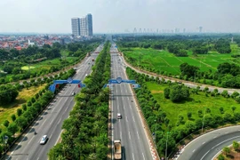 组图：首都河内力争实现城市道路景观绿化