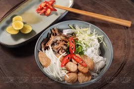 组图：来河内品尝素食河粉